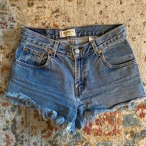 Levi’s shorts